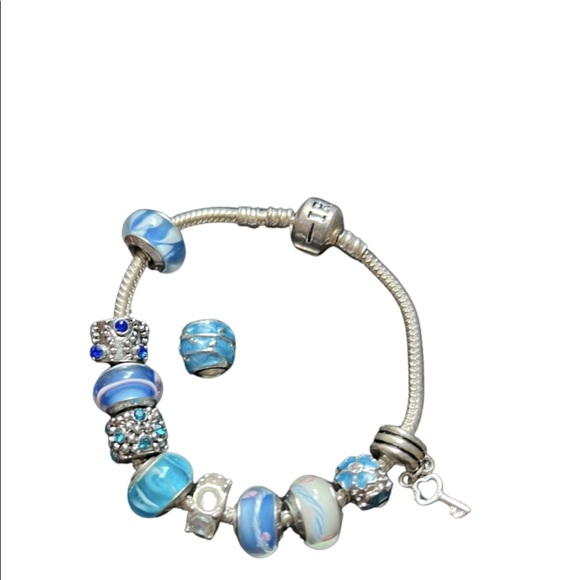 Jewelry - High quality impression of Pandora